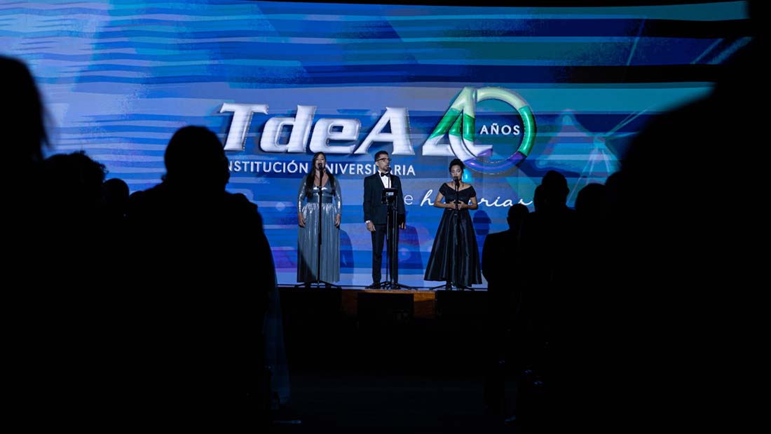 40 gala 16
