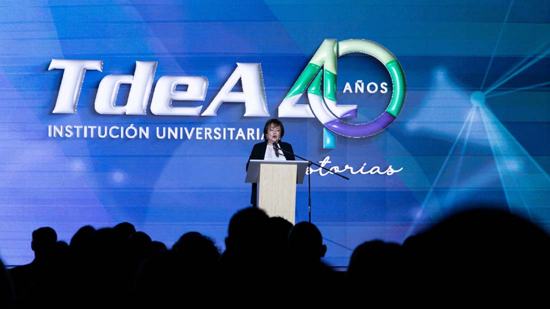 40 gala 18