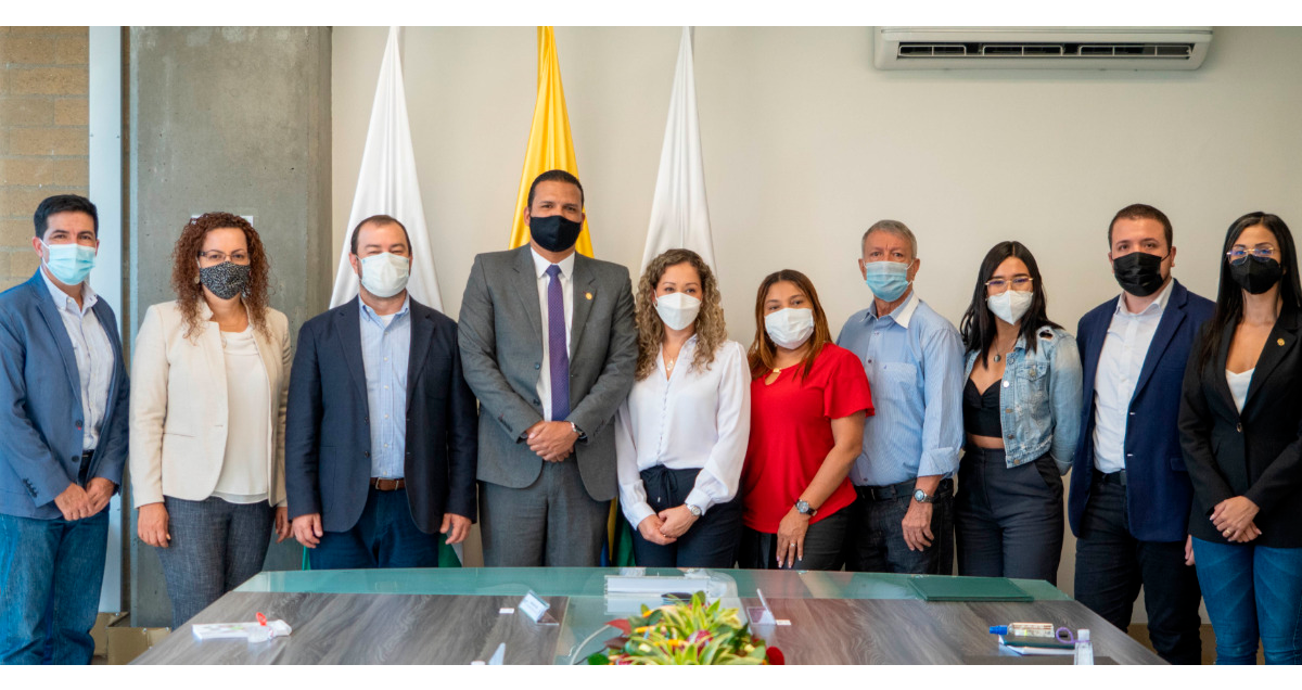 Consejo Directivo del TdeA, con rector electo, Leonardo García Botero.